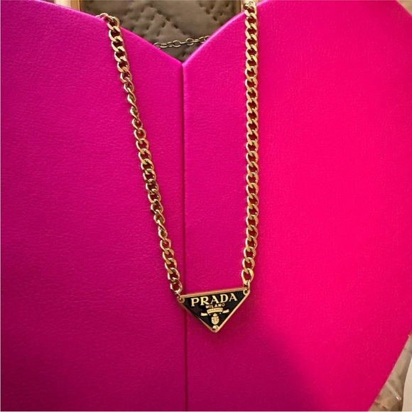 Prada repurposed gold necklace - Picture 2 of 4